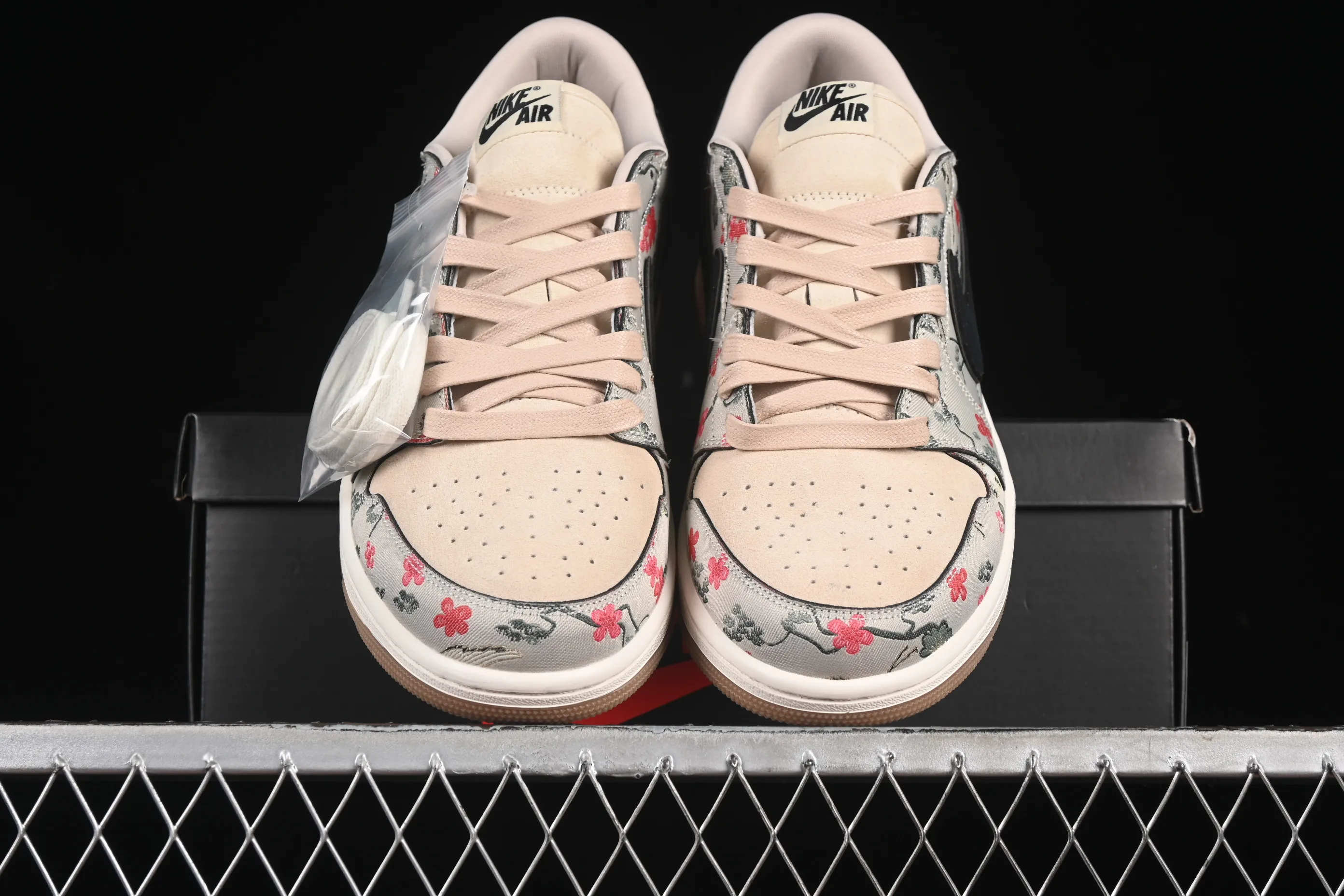 All categories Air Jordan Jordan series basketball shoes Air Jordan 1 Low Rui Hachimura x Air Jordan 1 Low OG "Oatmeal" AJ1 Joe 1 Hachimura co-branded low-top cultural casual sneakers HV8293-100